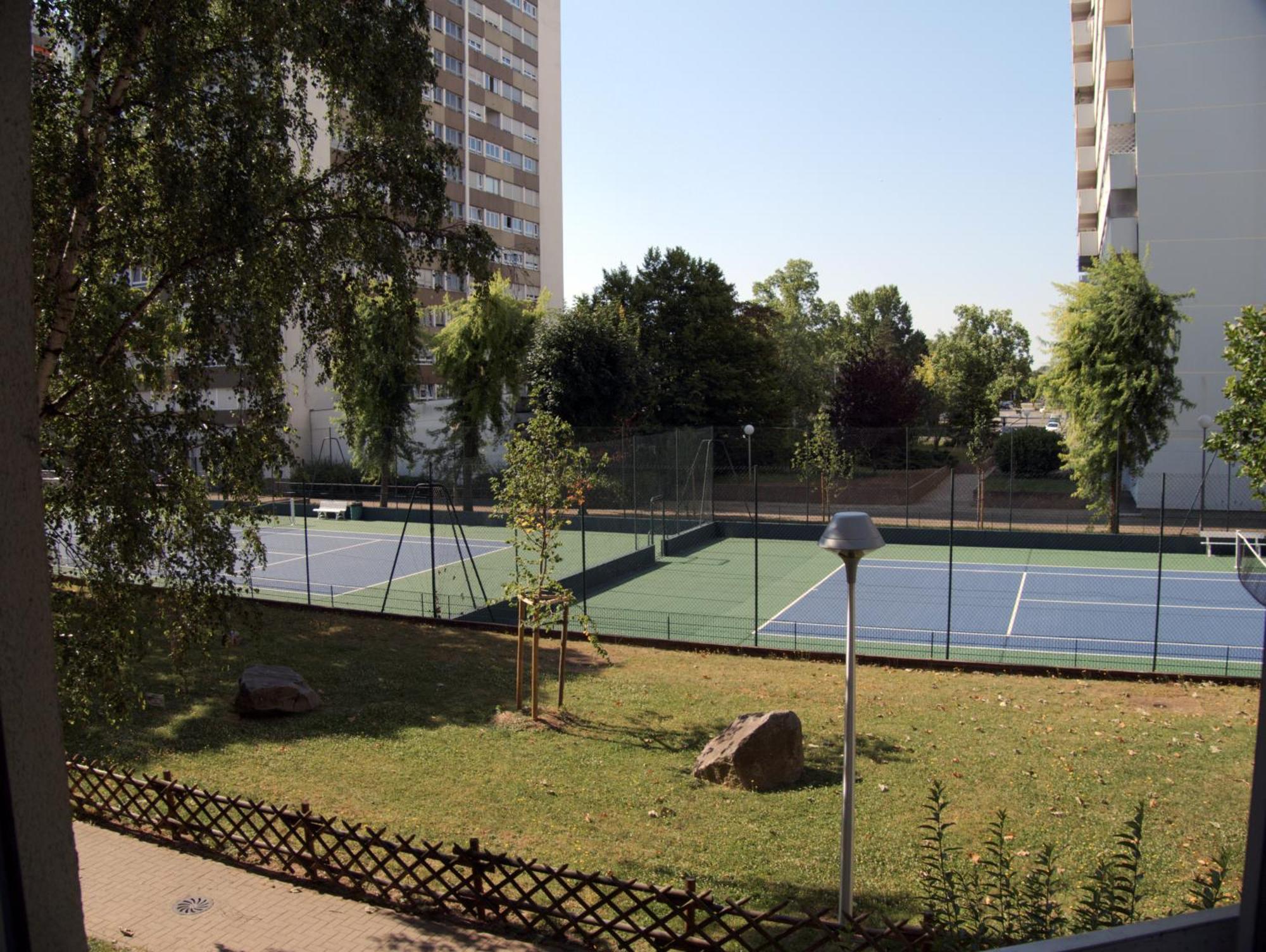 Arbres & Tennis Strasbourg Extérieur photo